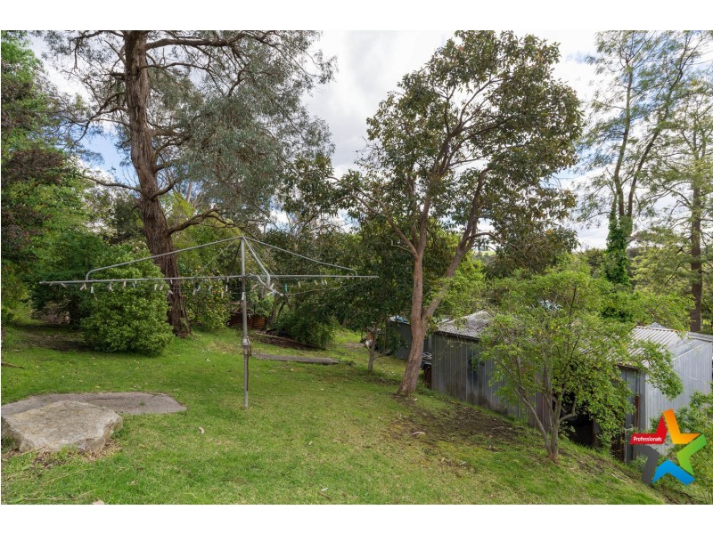 11 Commercial Road, Mount Evelyn VIC 3796