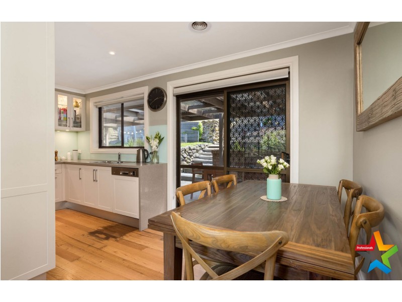 5 Olive Grove, Lilydale VIC 3140