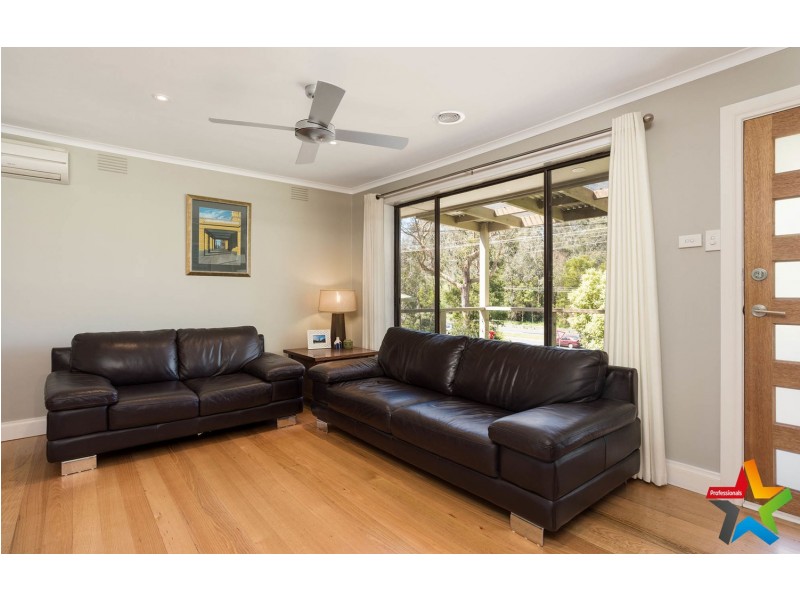 5 Olive Grove, Lilydale VIC 3140