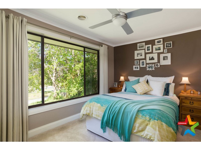 5 Olive Grove, Lilydale VIC 3140