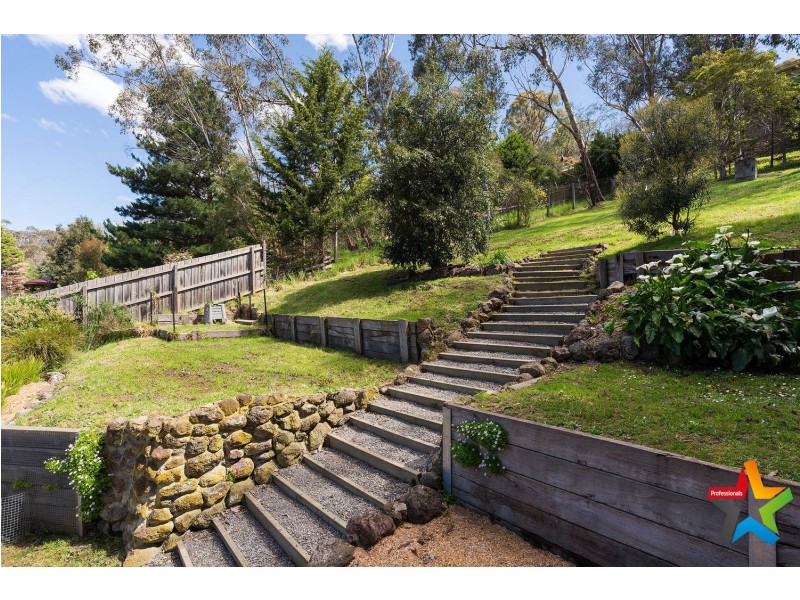 5 Olive Grove, Lilydale VIC 3140