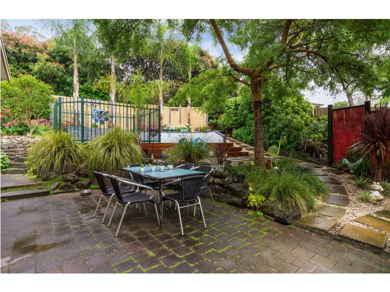 7 Candy Close, Seville VIC 3139