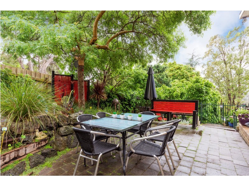 7 Candy Close, Seville VIC 3139