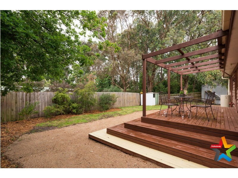 4 Monbulk Road, Mount Evelyn VIC 3796