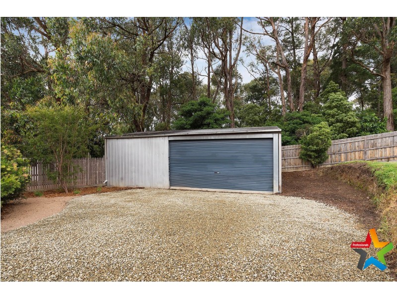 4 Monbulk Road, Mount Evelyn VIC 3796