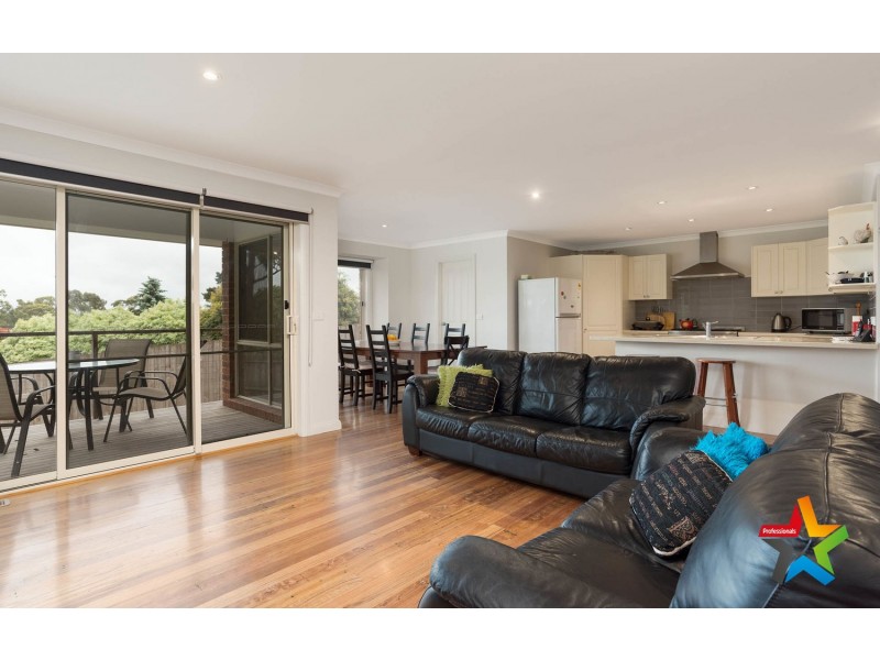 26 George Street, Wandin North VIC 3139