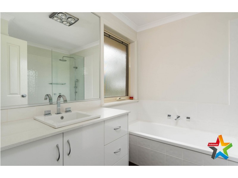 26 George Street, Wandin North VIC 3139