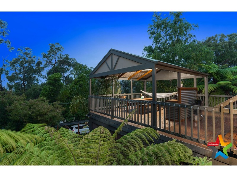 37 Russell Street, Mount Evelyn VIC 3796