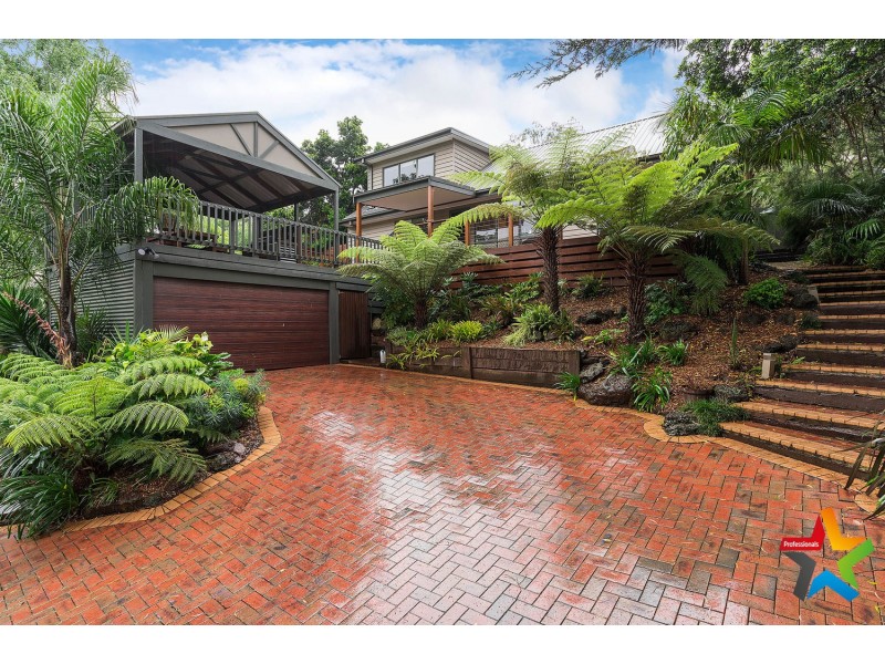 37 Russell Street, Mount Evelyn VIC 3796