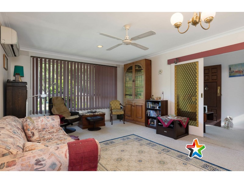 7 The Boulevard, Montrose VIC 3765