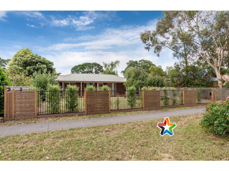 52 Birmingham Road, Mount Evelyn VIC 3796