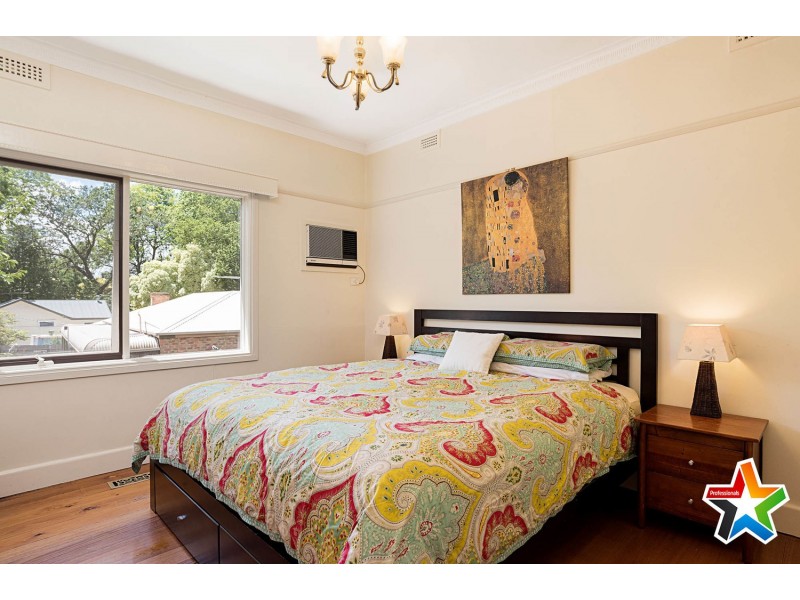 8 Hordern Road, Mount Evelyn VIC 3796