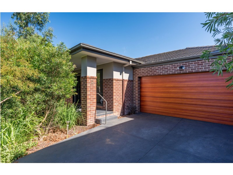 2/24 Pascoe Avenue, Croydon VIC 3136