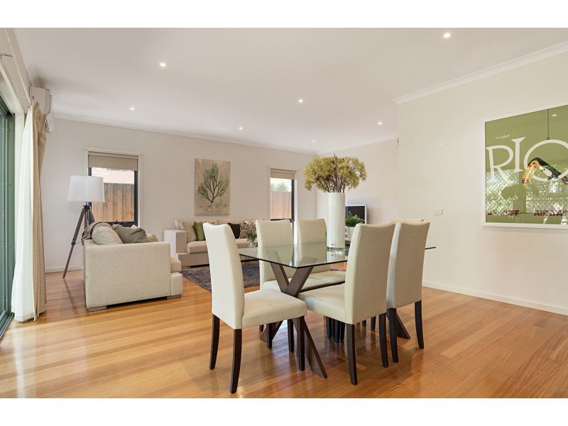 2/24 Pascoe Avenue, Croydon VIC 3136