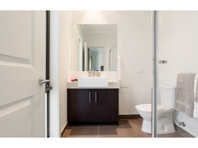 2/24 Pascoe Avenue, Croydon VIC 3136