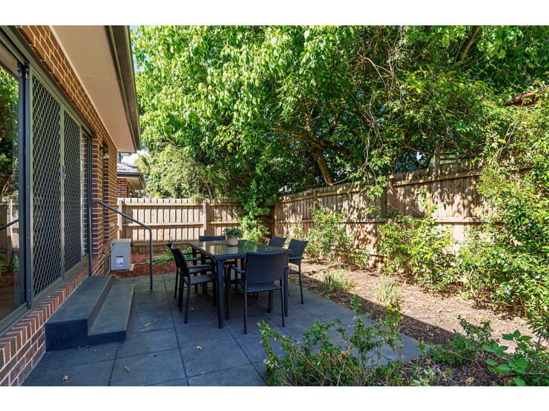 2/24 Pascoe Avenue, Croydon VIC 3136