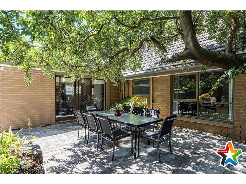 19 Buckmaster Drive, Mount Evelyn VIC 3796