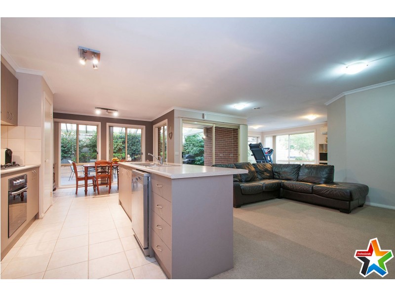 22 Galera Court, Wandin North VIC 3139