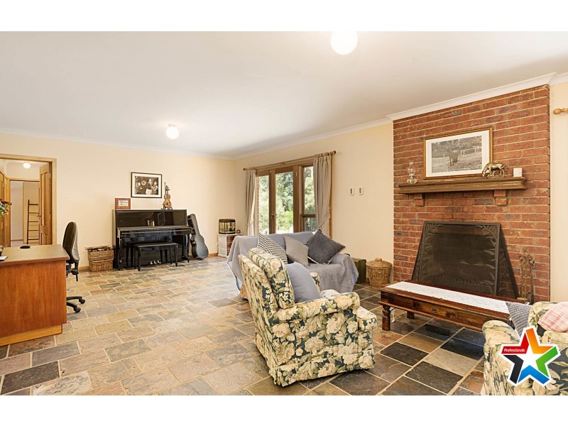 5 Rankins Road, Monbulk VIC 3793