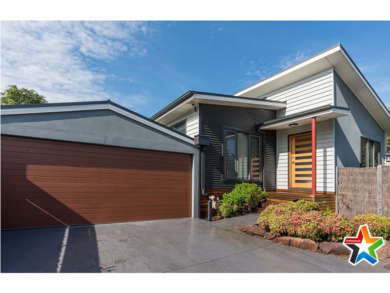 2B Gardner Parade, Mount Evelyn VIC 3796