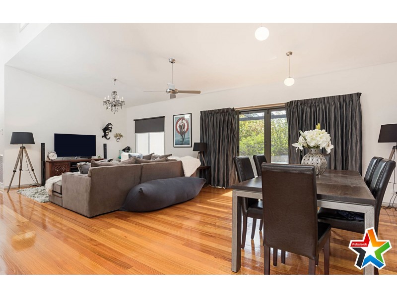 2B Gardner Parade, Mount Evelyn VIC 3796