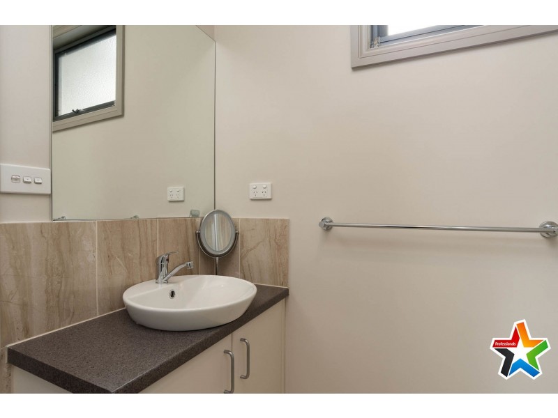 2B Gardner Parade, Mount Evelyn VIC 3796