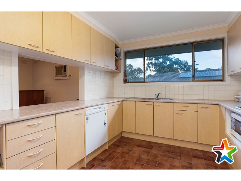 44 Kingswood Drive, Chirnside Park VIC 3116