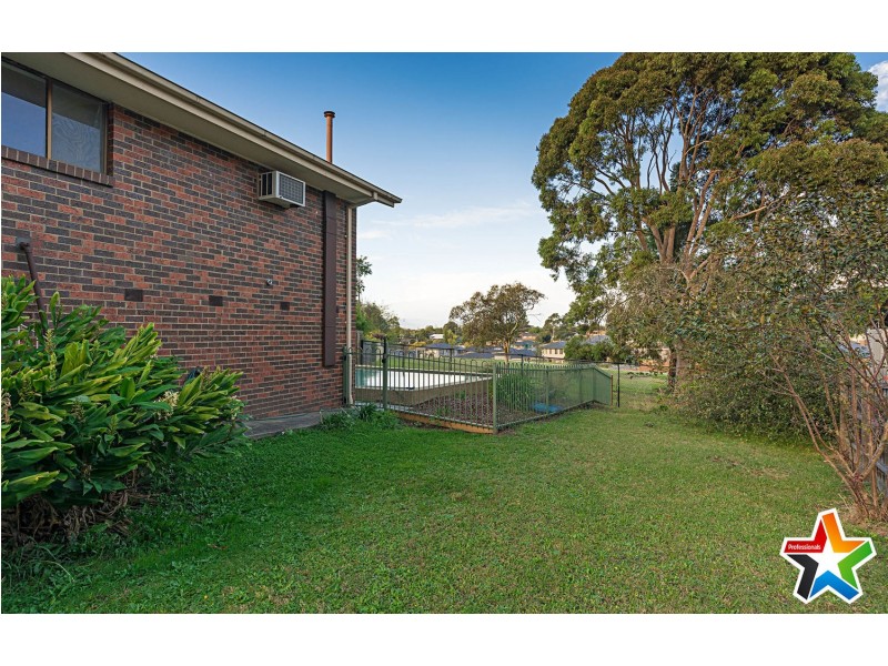 44 Kingswood Drive, Chirnside Park VIC 3116