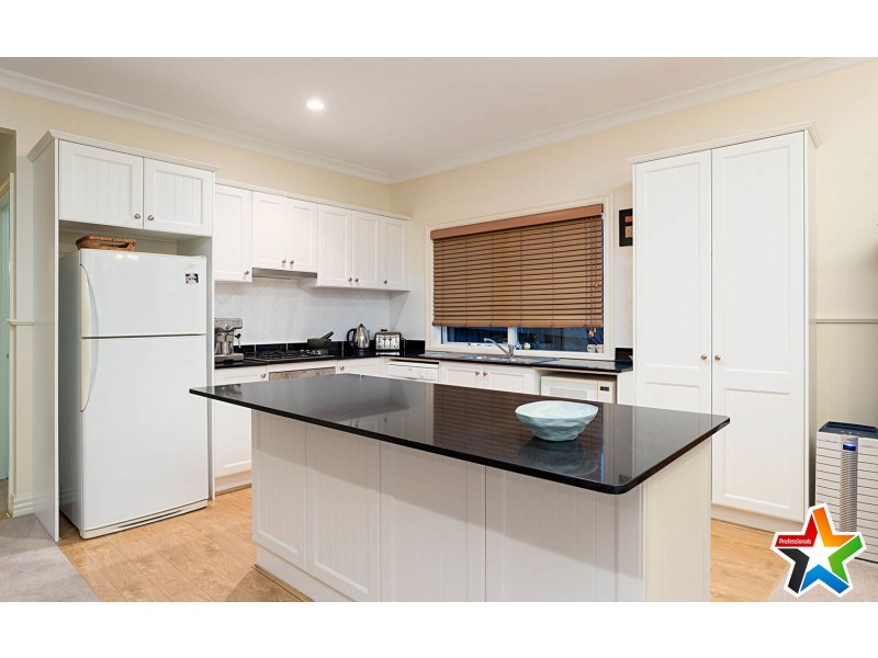 18 Grantully Street, Mount Evelyn VIC 3796