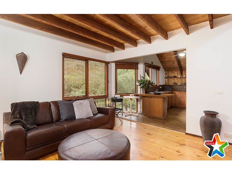 25-27 Falkingham Road, Mount Evelyn VIC 3796