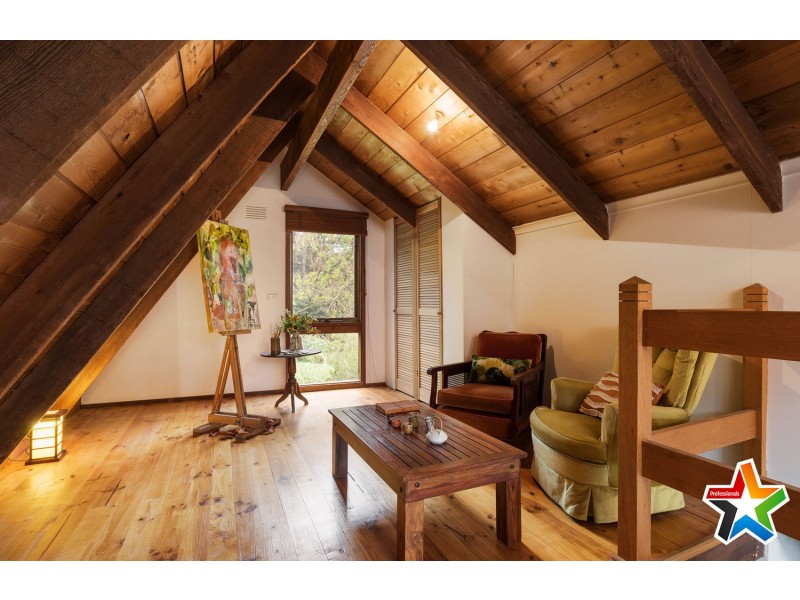 25-27 Falkingham Road, Mount Evelyn VIC 3796