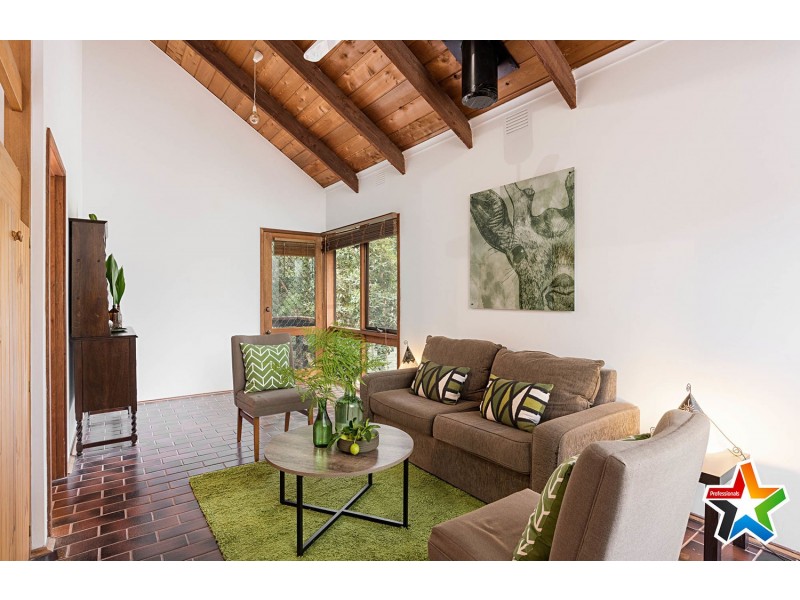 25-27 Falkingham Road, Mount Evelyn VIC 3796