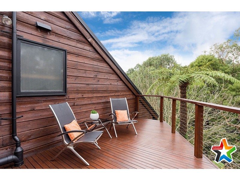 25-27 Falkingham Road, Mount Evelyn VIC 3796