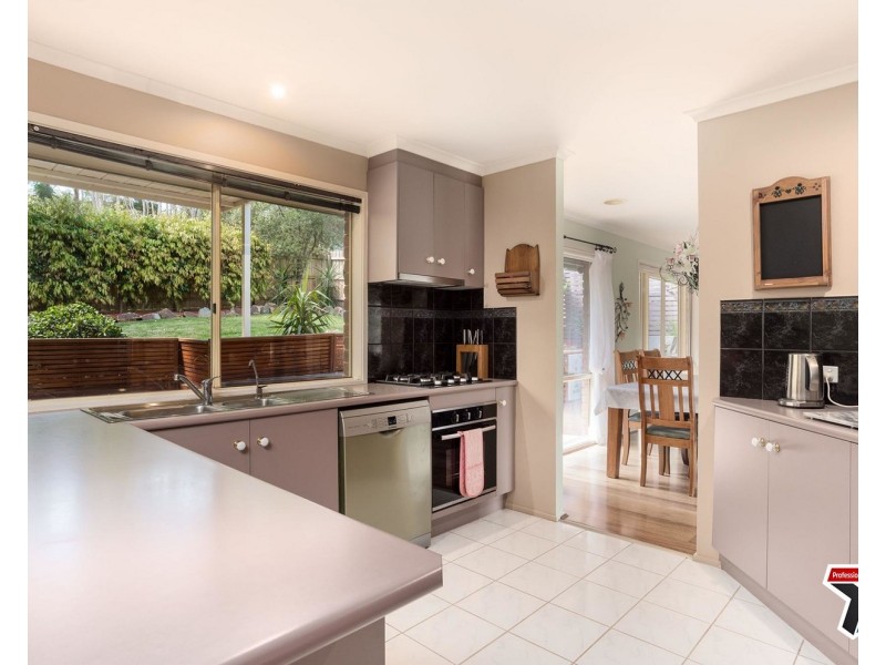 22 Bristol Crescent, Lilydale VIC 3140