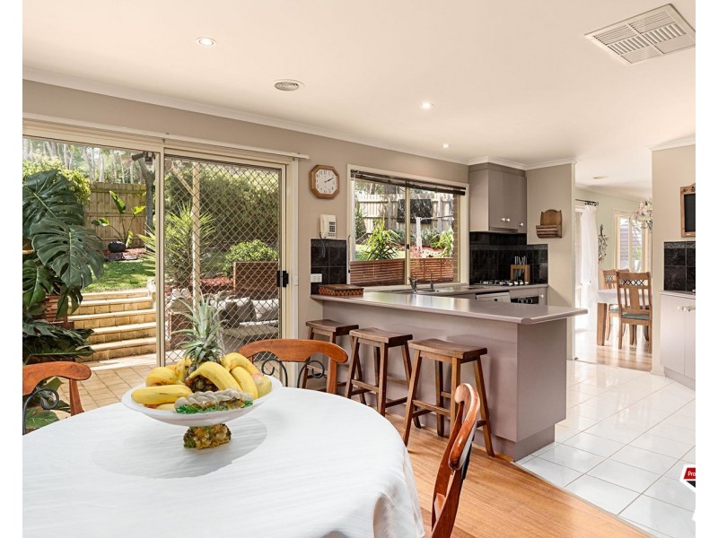 22 Bristol Crescent, Lilydale VIC 3140