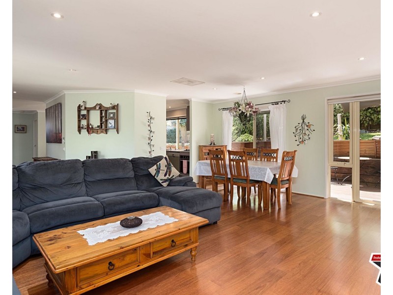 22 Bristol Crescent, Lilydale VIC 3140