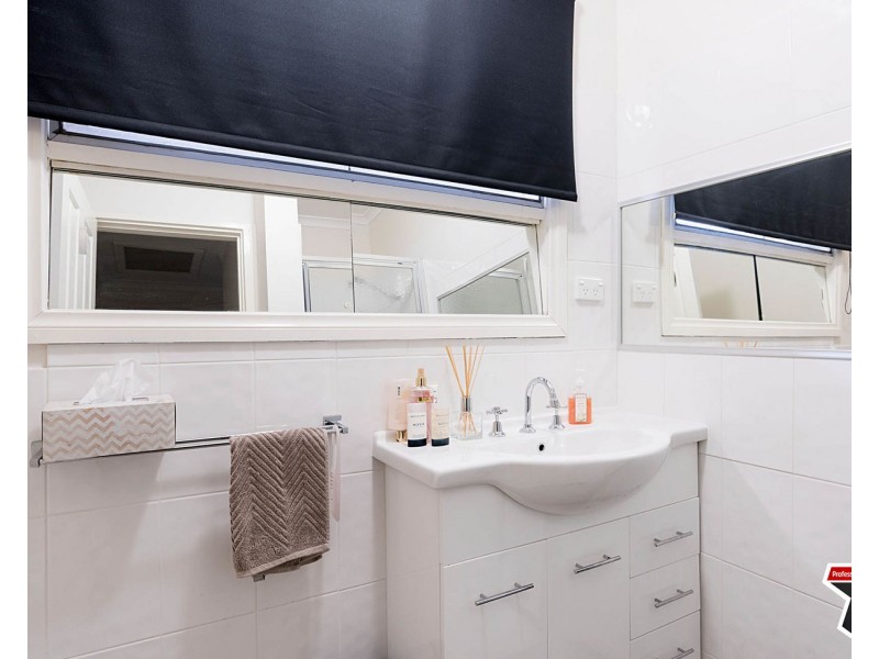 10 Chirnside Drive, Chirnside Park VIC 3116