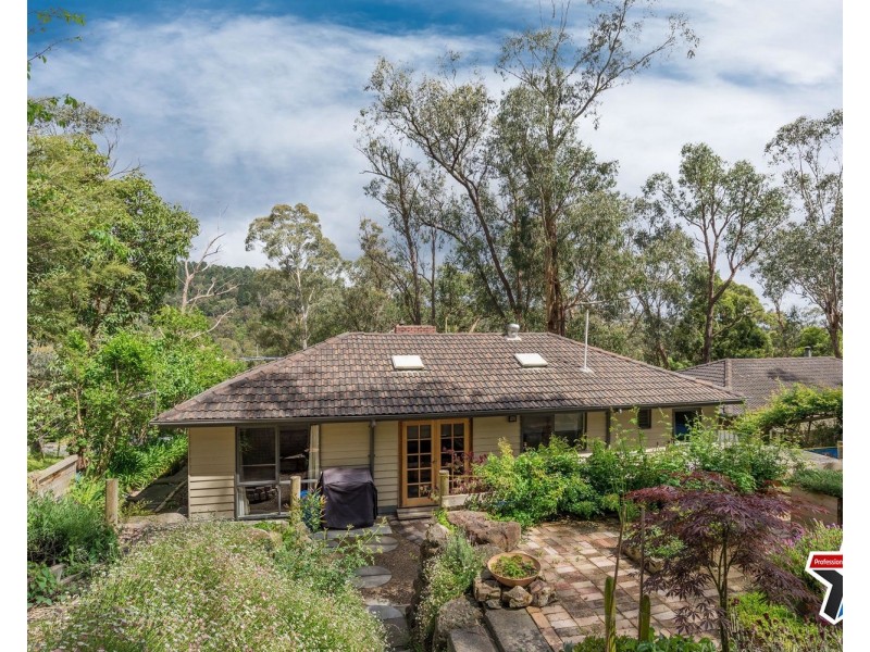 56 Commercial Road, Mount Evelyn VIC 3796