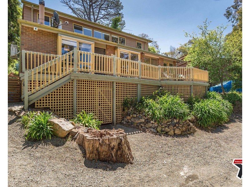 112 Quinn Crescent, Mount Evelyn VIC 3796