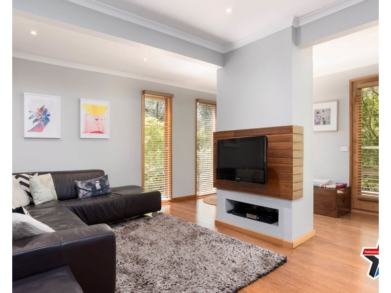 4 Currajong Avenue, Mount Evelyn VIC 3796