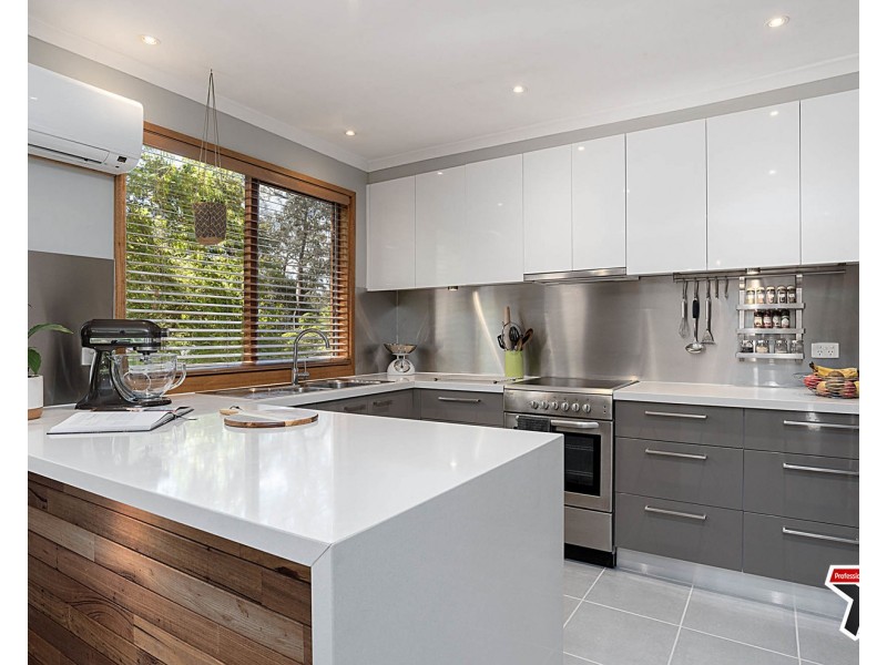 4 Currajong Avenue, Mount Evelyn VIC 3796