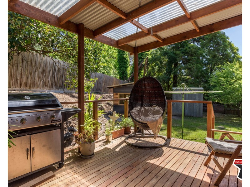 4 Currajong Avenue, Mount Evelyn VIC 3796