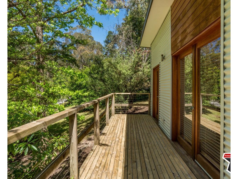 4 Currajong Avenue, Mount Evelyn VIC 3796