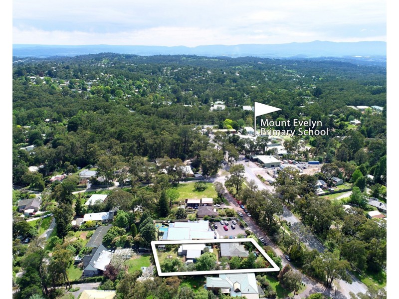 34 Monbulk Road, Mount Evelyn VIC 3796
