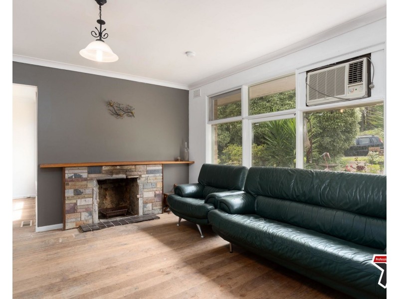 34 Monbulk Road, Mount Evelyn VIC 3796