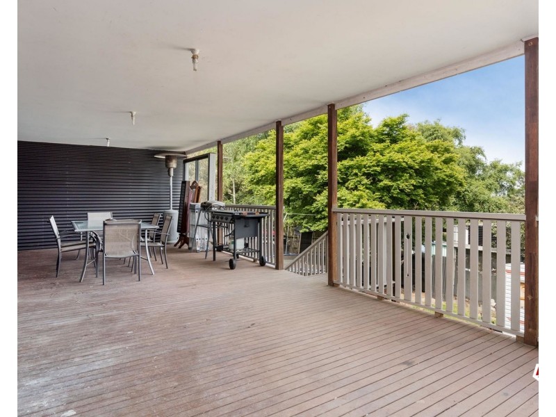 34 Monbulk Road, Mount Evelyn VIC 3796