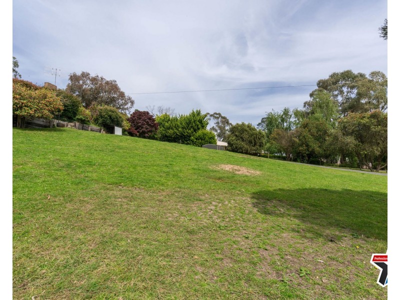 36 Bell Street, Seville VIC 3139