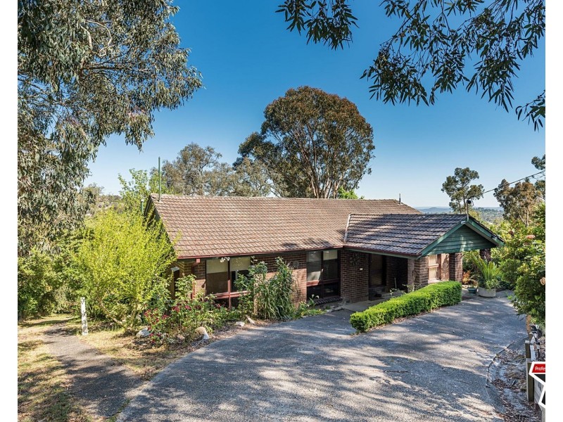 11 Commercial Road, Mount Evelyn VIC 3796