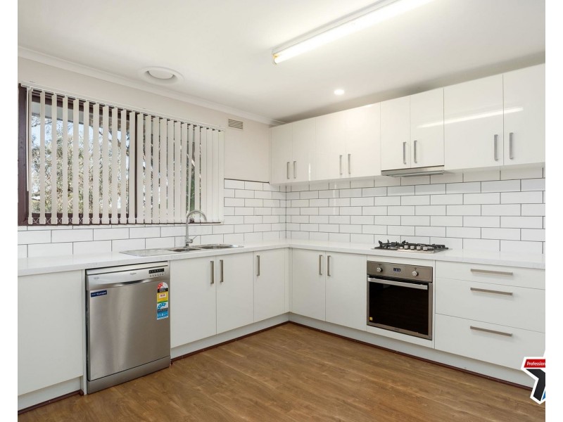 11 Commercial Road, Mount Evelyn VIC 3796