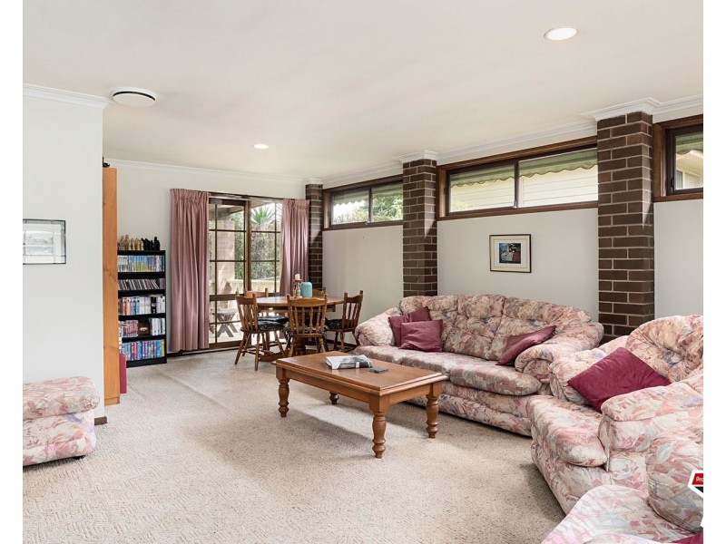 17 Glenview Road, Mount Evelyn VIC 3796